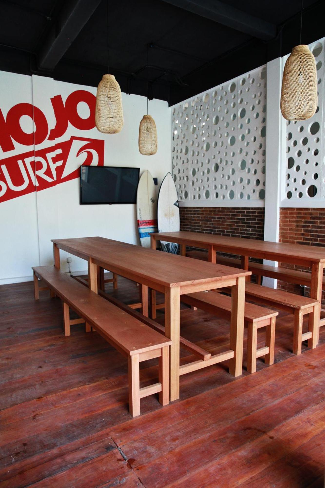 Mojosurf Camp Canggu Eksteriør billede